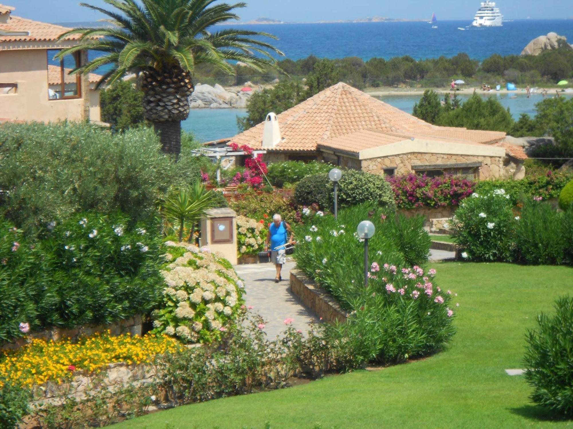 Baia De Bahas - Apartments & Resort Marinella  Zewnętrze zdjęcie