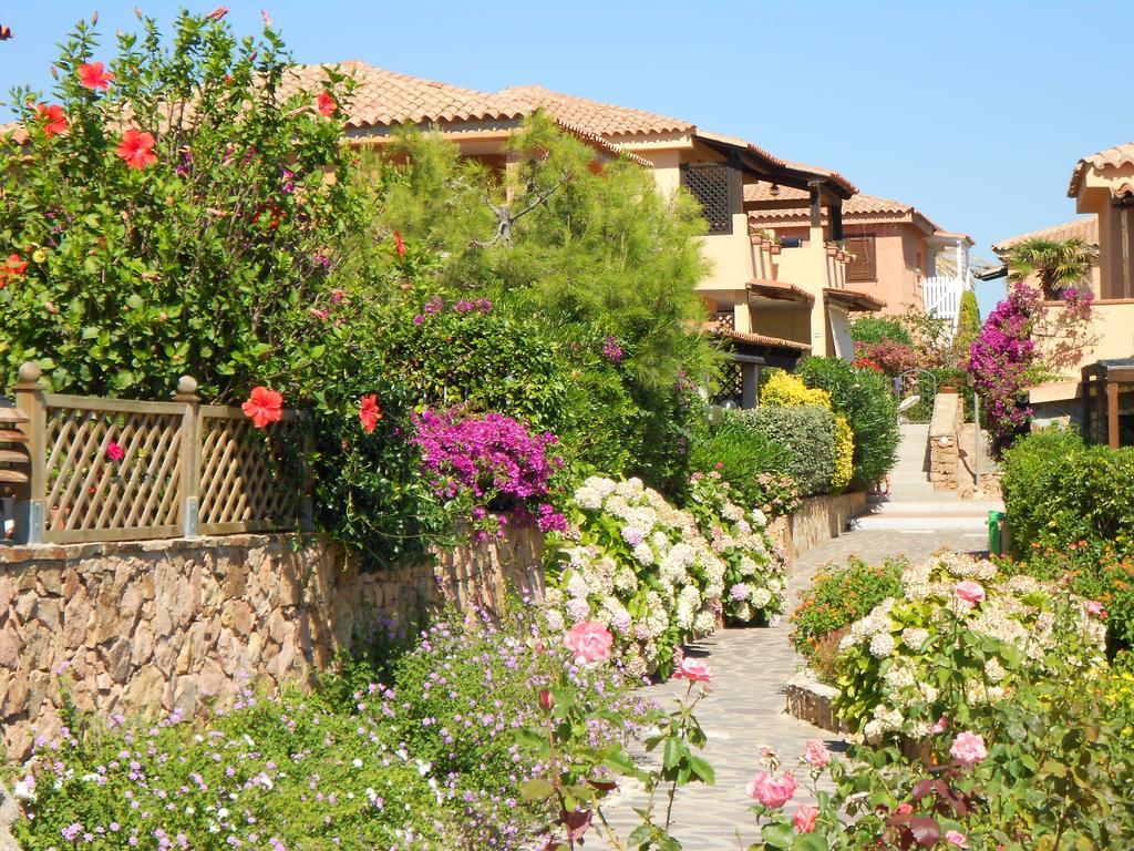 Baia De Bahas - Apartments & Resort Marinella  Zewnętrze zdjęcie